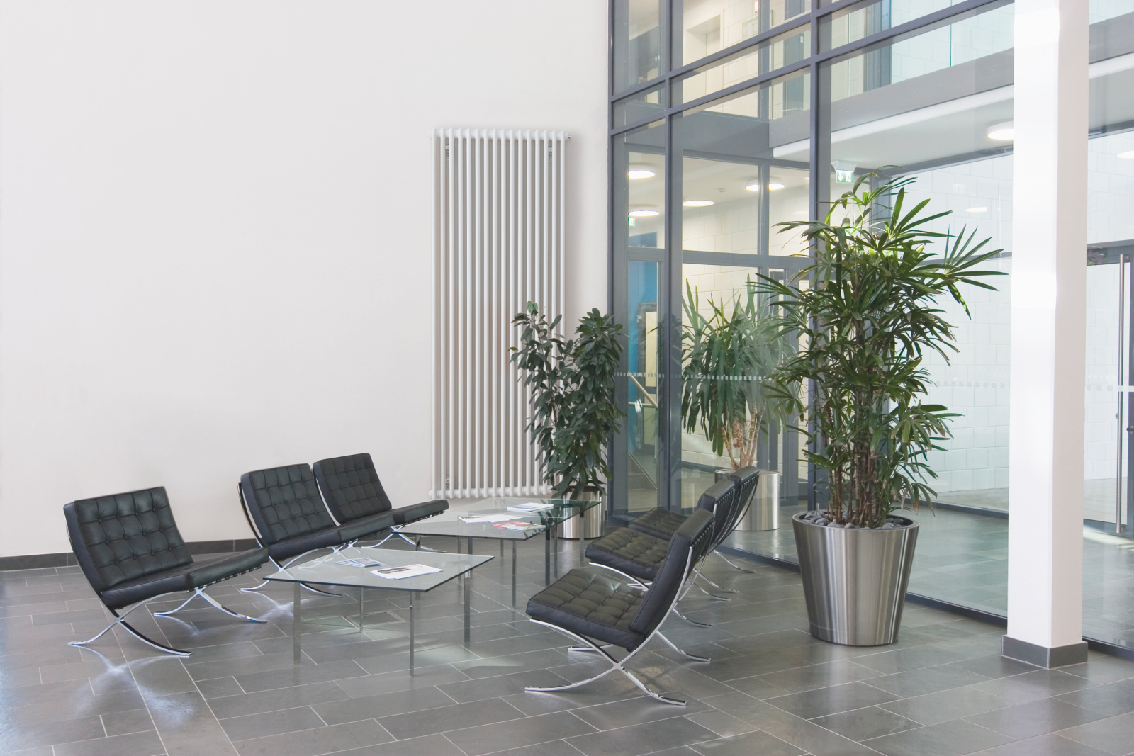Zehnder_RAD_Charleston_office Rendering Zehnder Charleston Decorative radiator