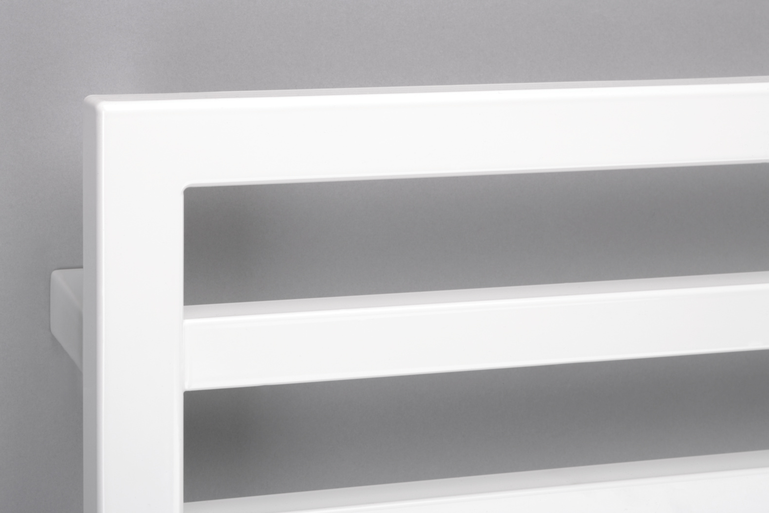 Zehnder_RAD_Quaro_0336 Cut-Out Decorative radiator