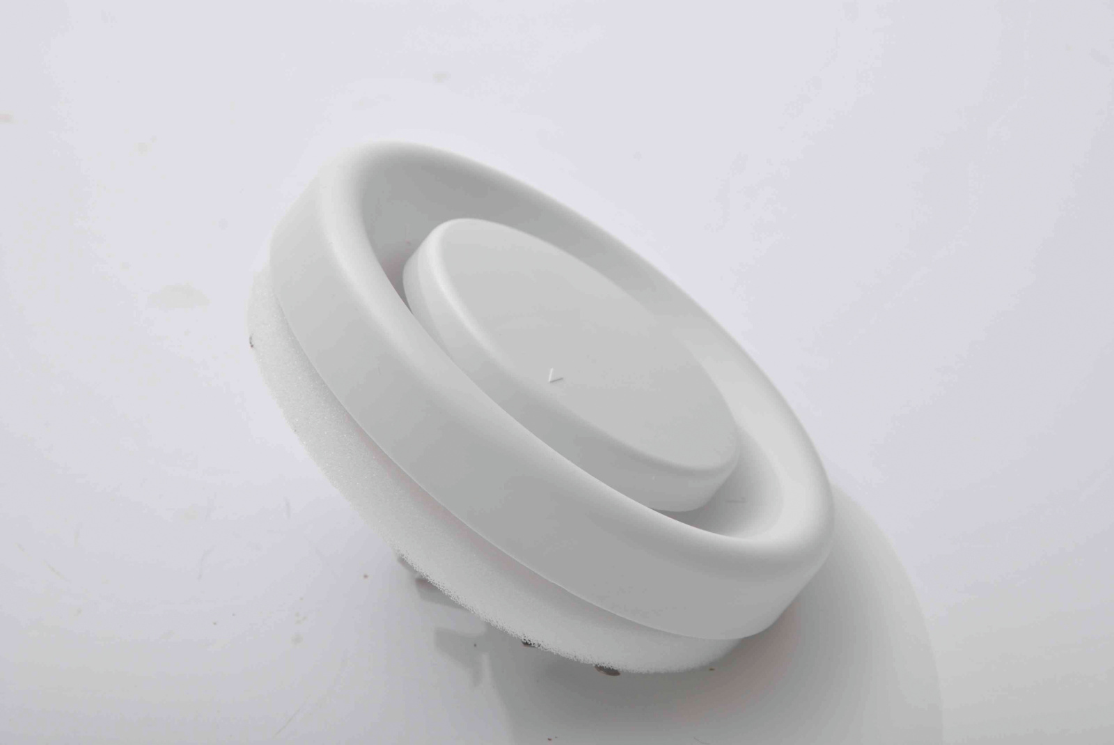 Cut-Out Zehnder ComfoValve STK Comfortable indoor ventilation Side view