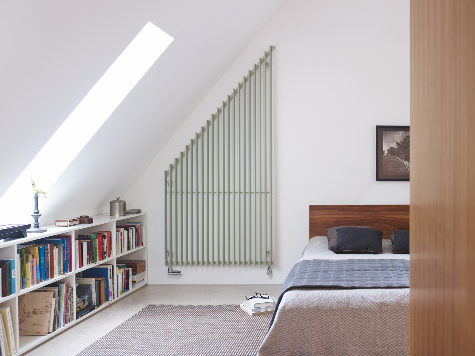 Zehnder_RAD_Excelsior-HY_sleeping room Rendering Zehnder Excelsior Decorative radiator