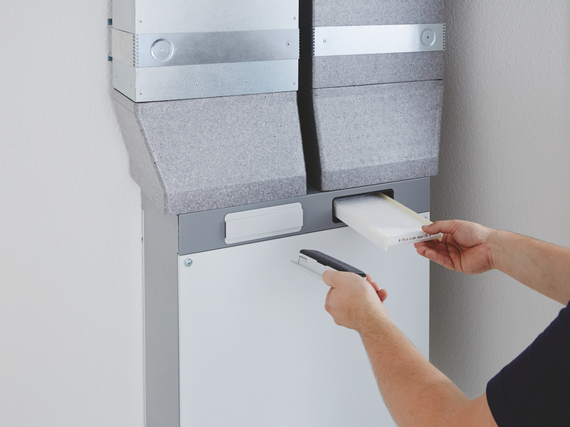 Reference Zehnder ComfoAir 180 Comfortable indoor ventilation Front view