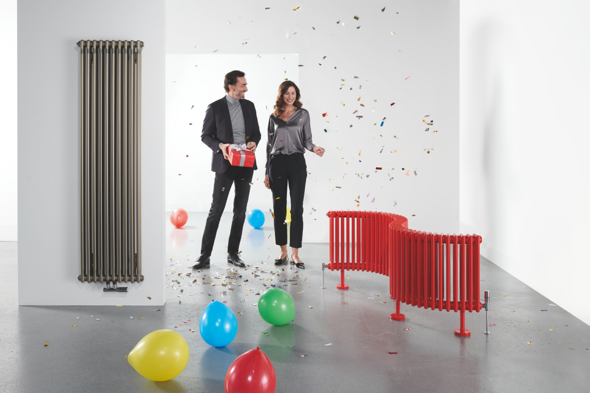 Key Visual Zehnder Charleston Decorative radiator Side view