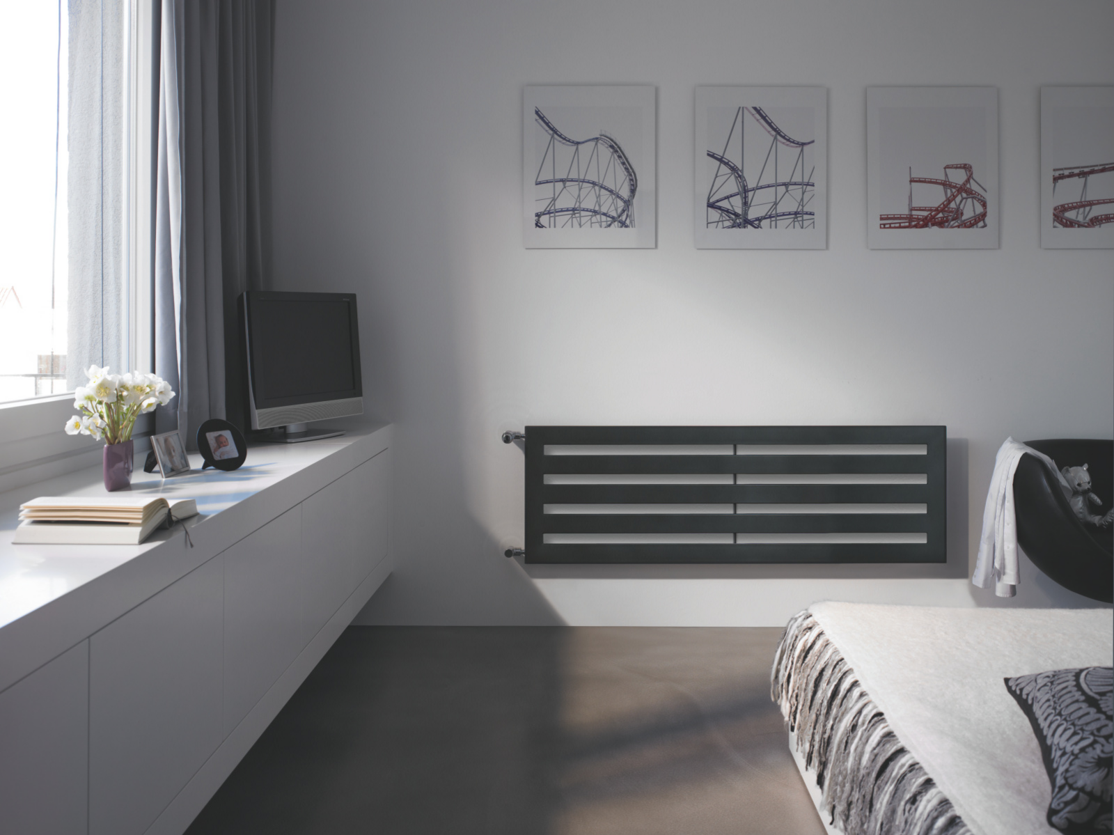 Rendering Zehnder Metropolitan Decorative radiator Front view
