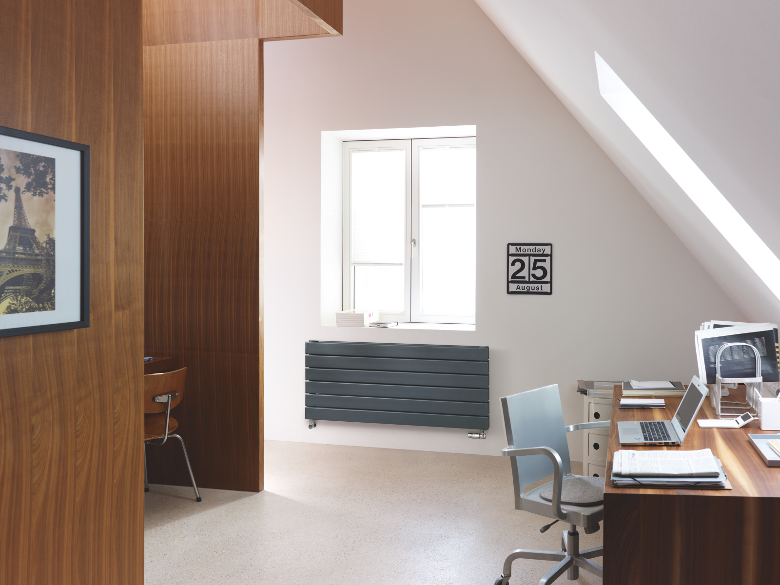 Zehnder_RAD_Roda-HY_002 Rendering Zehnder Roda Decorative radiator Front view