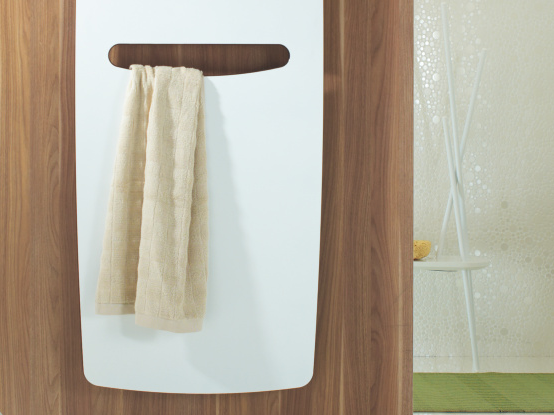 Zehnder_RAD_Vitalo-Spa_chair_towel bar Rendering Zehnder Vitalo Spa Decorative radiator Front view